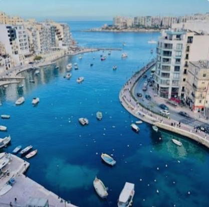 Sea Breeze Penthouse And Terrace Qawra St Paul'S Bay Apartment St. Paul's Bay Exterior photo